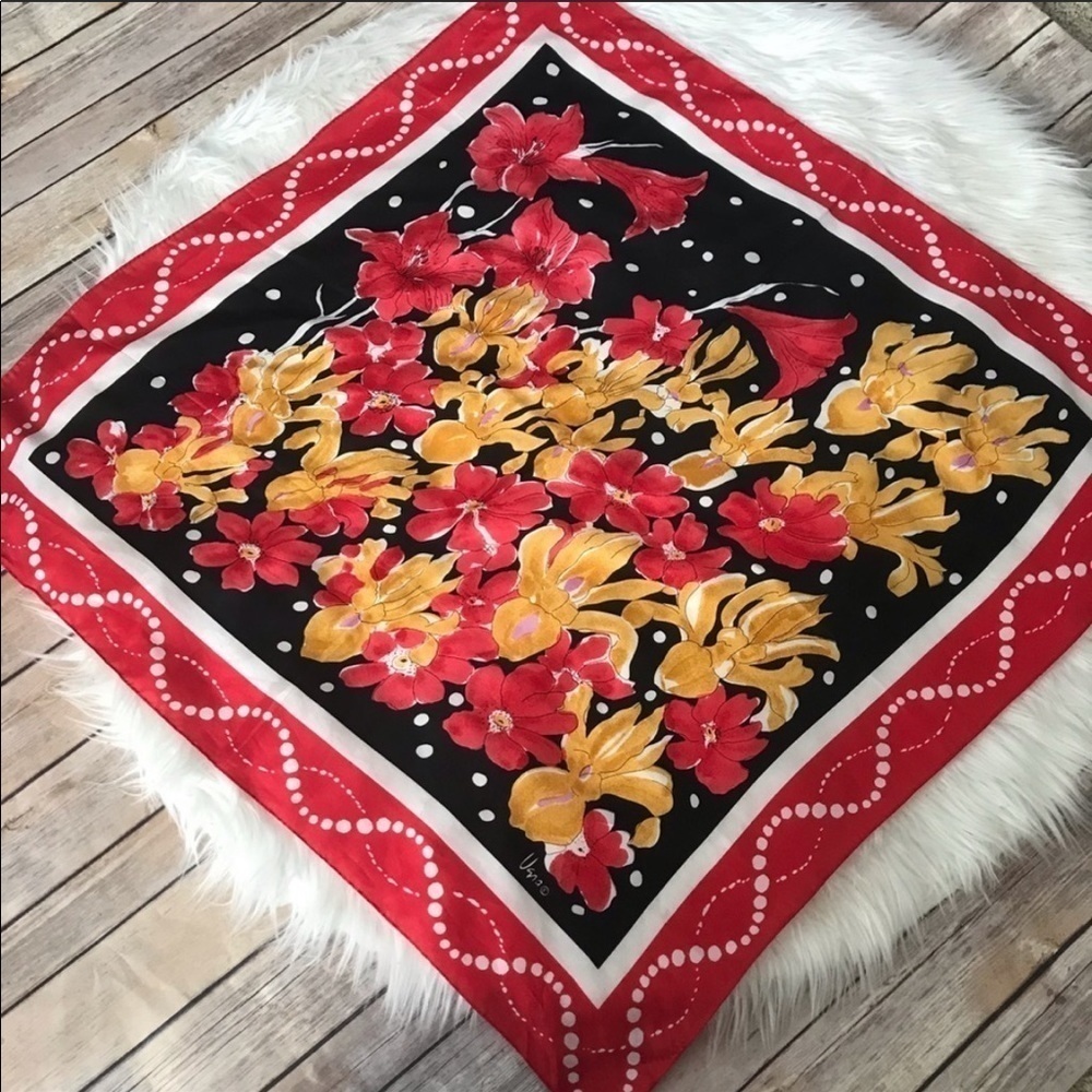 Vintage Vera 100 Silk Scarf 29x29 Vintage Vera 100 Silk Scarf 29x29